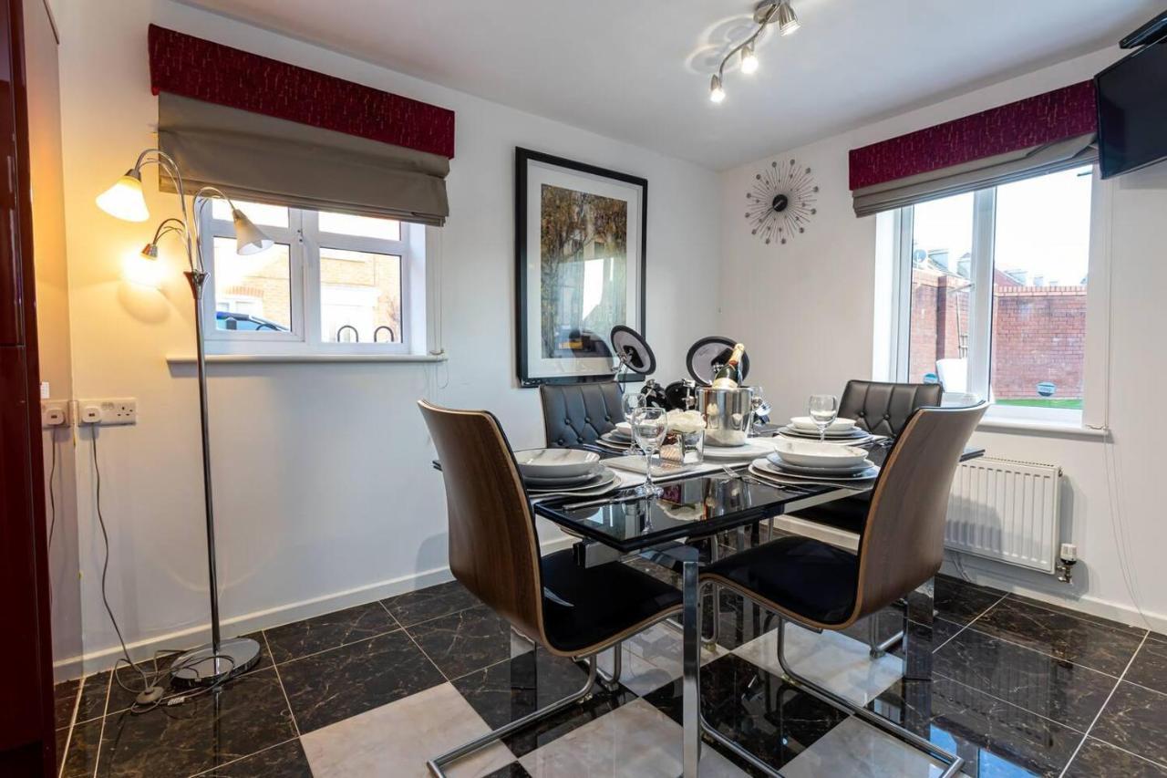 Beautifully Designed 3 Bed House - In Manchester Buitenkant foto